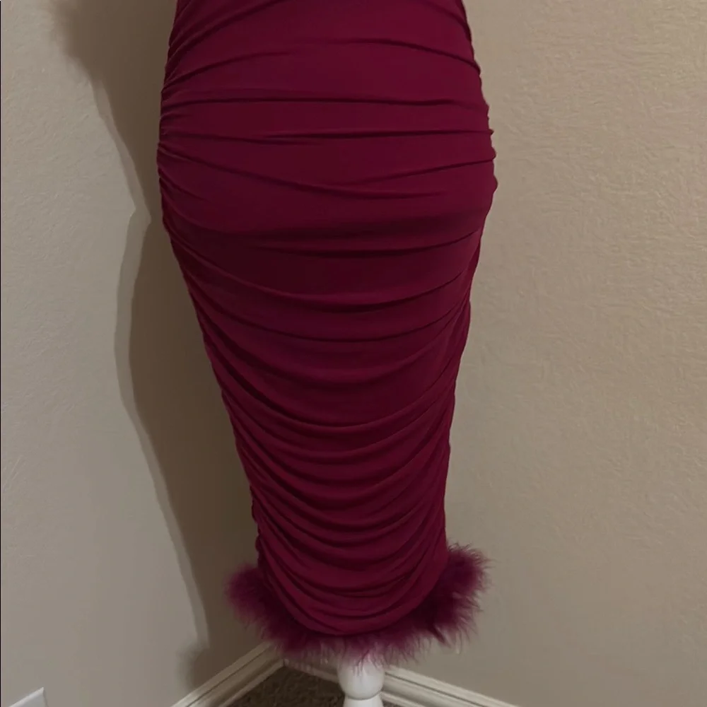 Fun and Flirty Burgundy Skirt Set - Picture 9 of 11